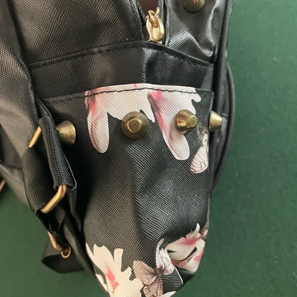 H&H Mini Backpack - Picture 5 of 6